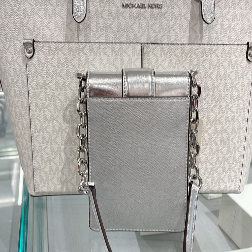 MICHAEL KORS WOMENS FASHION IPHONE SAMSUNG CASE PHONE HOLDER CROSSBODY BAG PURSE - Picture 6 of 16